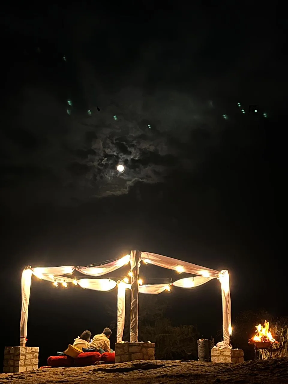 Night dining gazebo illuminated under the Jawai starry sky